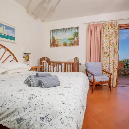 Sveva, Vietri, Splendida Vista Mare * פורטו סנטו סטפנו