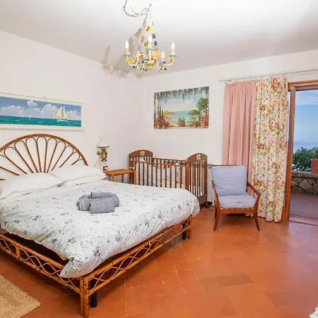 בית נופש Sveva, Vietri, Splendida Vista Mare פורטו סנטו סטפנו
